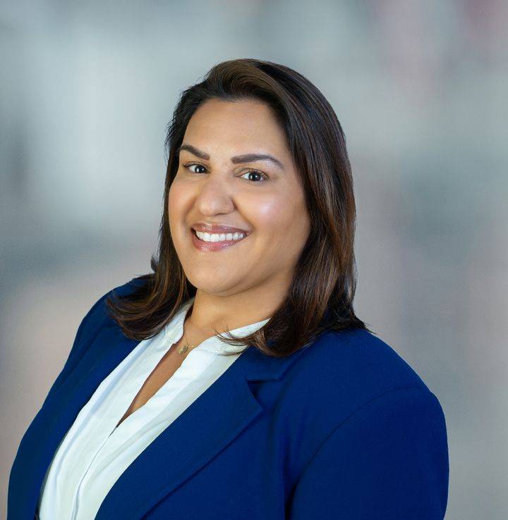 Amanda McKenzie Bio Photo