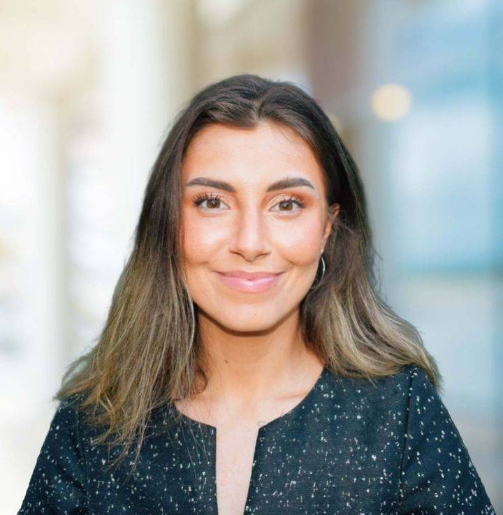 Julie Ludwig bio photo